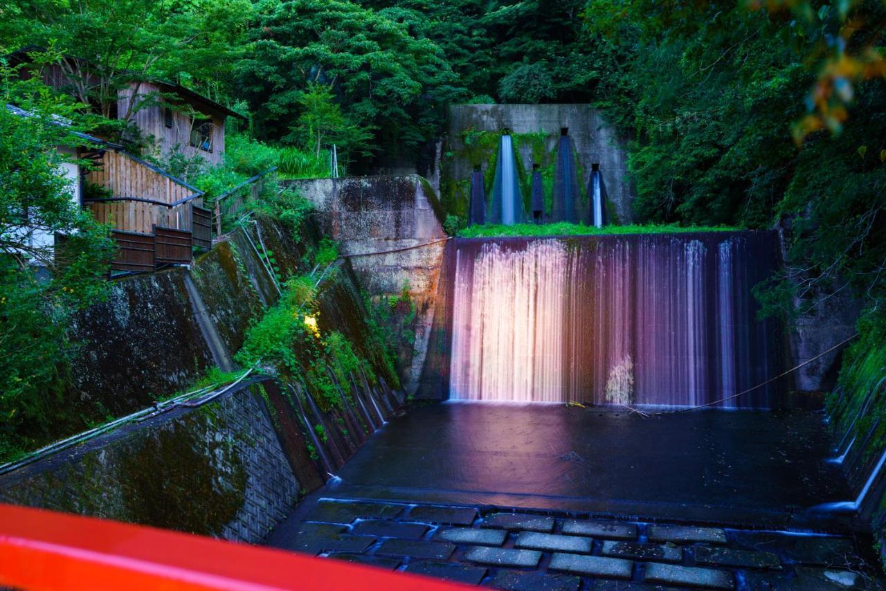 Beppu Showaen Экстерьер фото