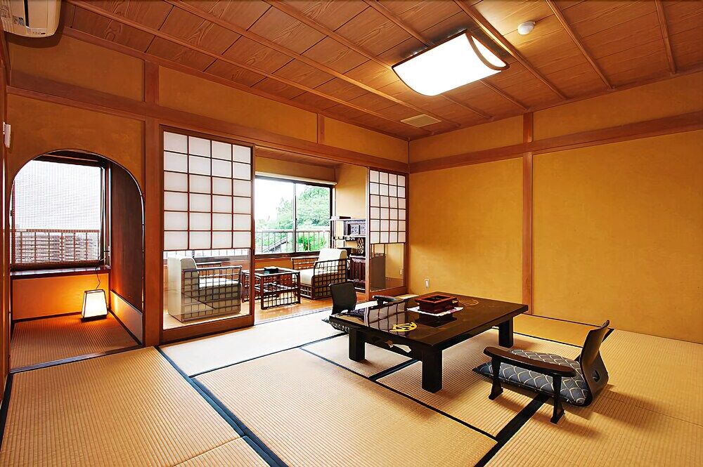 Beppu Showaen Экстерьер фото